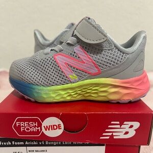 Toddler size 5 (wide) new balance tennis shoes